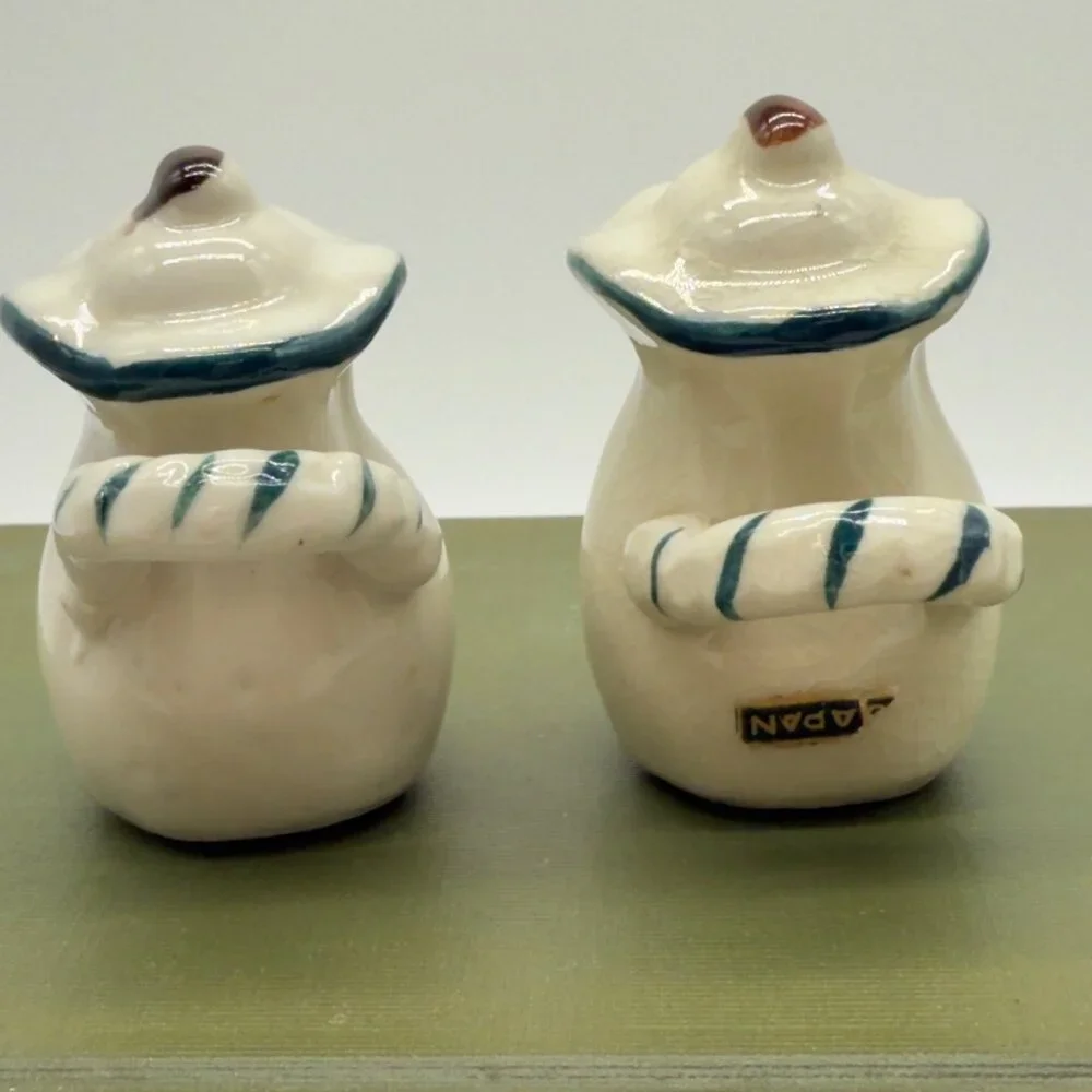 Vtg Miniature Ceramic Jug Cactus Salt Pepper Shakers Made in Japan Southwest